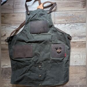 Like New Epic Gardening X Saint Anthony Gardening Apron